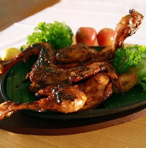 warung ayam bakar rejosari nginden semolo 74a