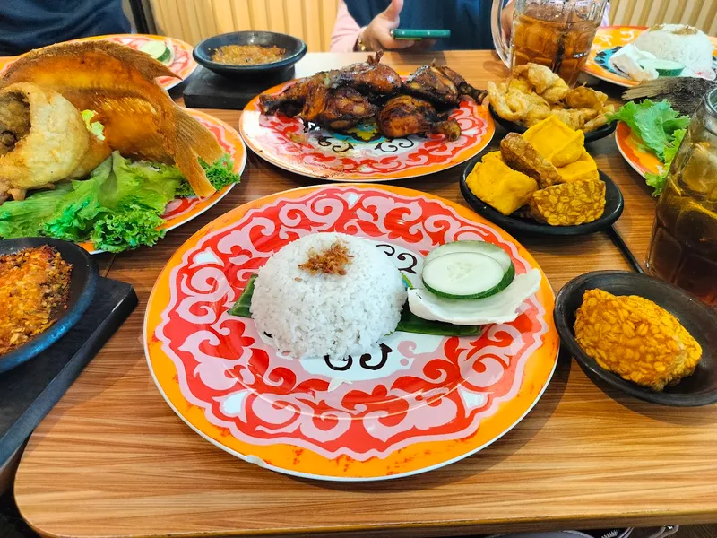 Waroeng Sambal Bakar Kendangsari Surabaya