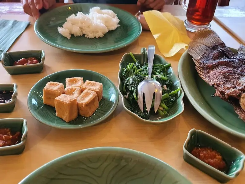 Ikan Bakar Cianjur - Jemursari