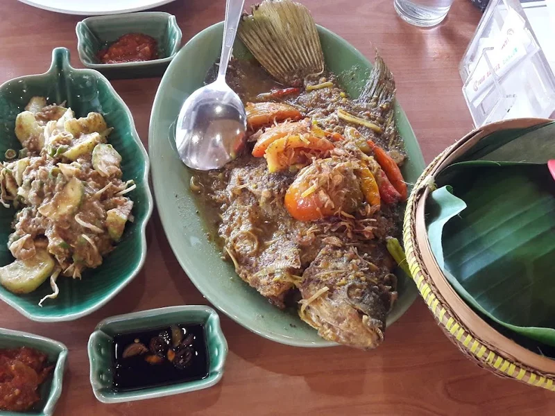 Ikan Bakar Cianjur - Indragiri