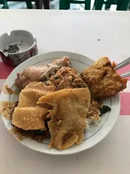 tempat makan ayam bakar di Siwalan Kerto Surabaya