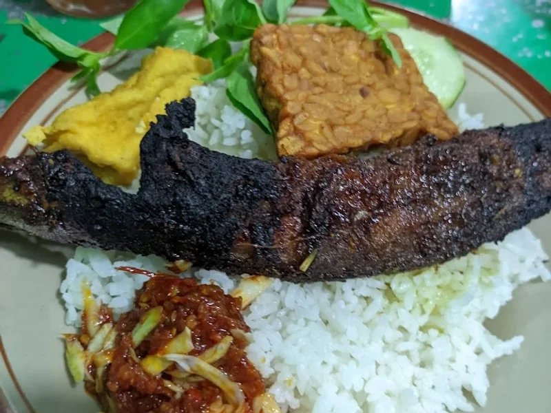 Depot Penyetan & Bakar Pak Jayus