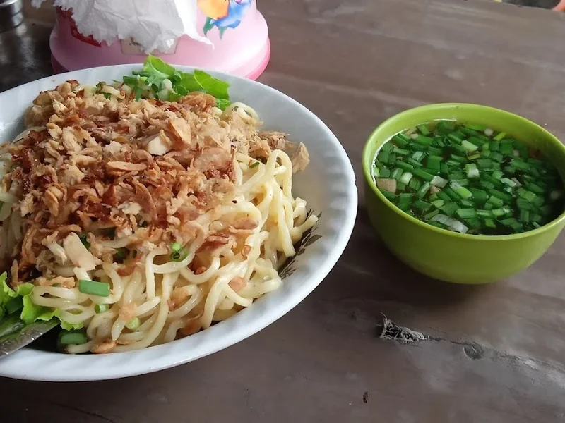 Pangsit Mie Ayam Jakarta Pak Indra