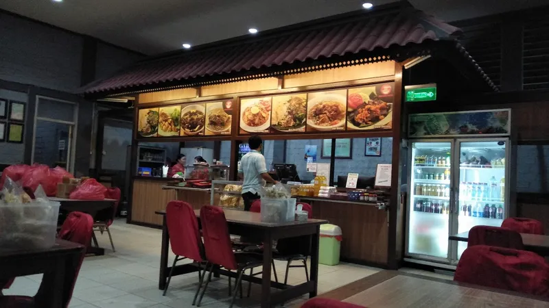 Depot Mie 55 & Cabang Pecel Padigiling