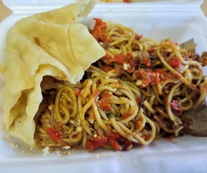 restoran mie di Genteng Surabaya
