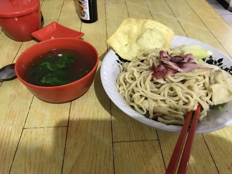 Pangsit Mie UP Pak Tatung