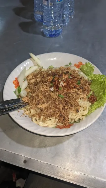 PANGSIT MIE AYAM JAKARTA "CAK SUR"