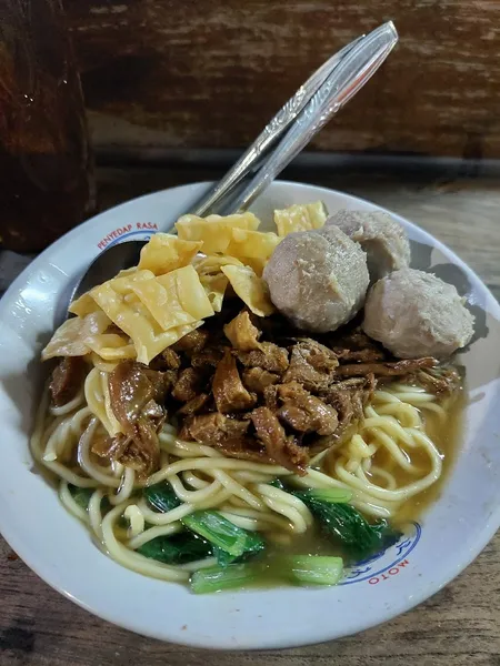 Mie Ayam dan Bakso Rajawali Solo