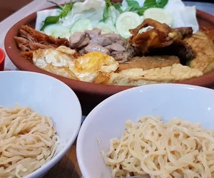 restoran mie di Jambangan Surabaya