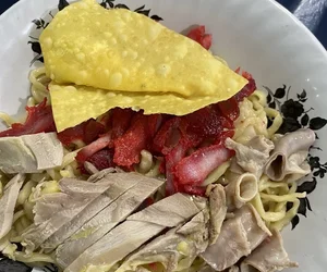 restoran mie di Kalisari Surabaya