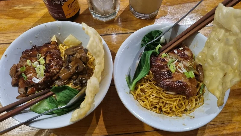 Cahaya Timur Bakmi & Kopi