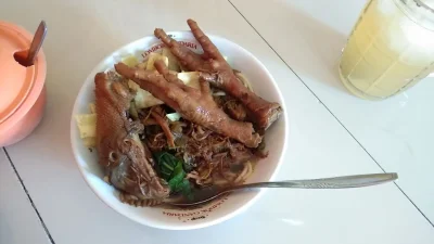 Daftar 5 restoran mie di Balas klumprik Surabaya