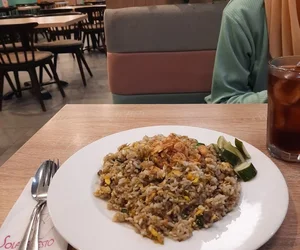 restoran nasi goreng di Bubutan Surabaya