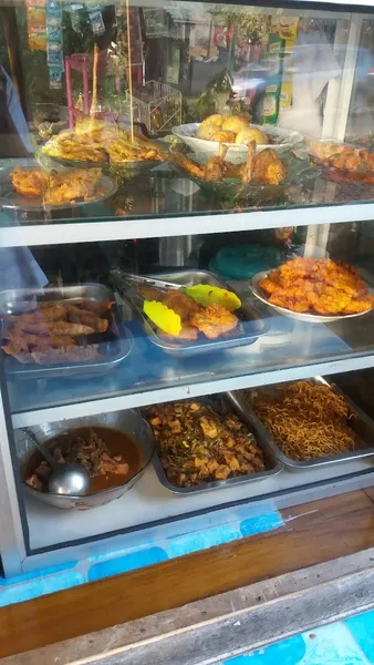 RUMAH MAKAN MBAK WIWIK