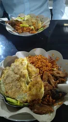 restoran nasi goreng di Semolowaru Surabaya