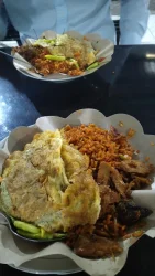 Daftar 5 restoran nasi goreng di Semolowaru Surabaya