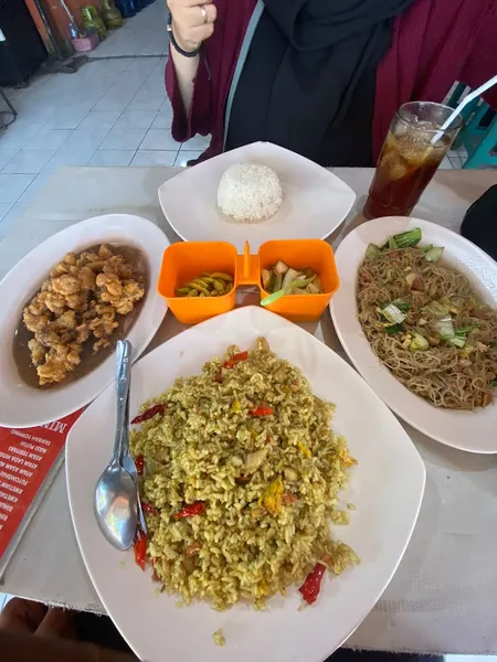 Nasi Goreng Cak Bodong