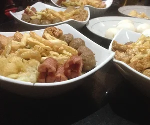 tempat makan bubur di Wonokromo Surabaya