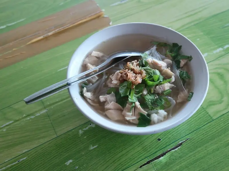 Sop Ayam Pak Min Klaten