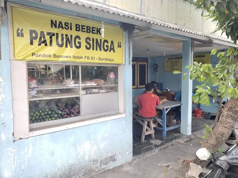 Bebek Goreng Patung Singa