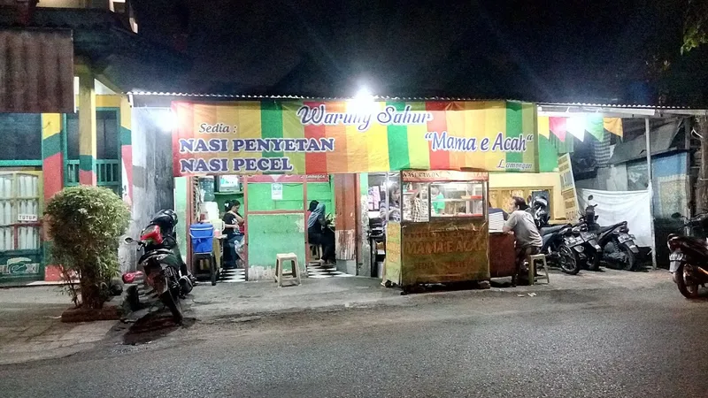 Penyetan Mama E Acah