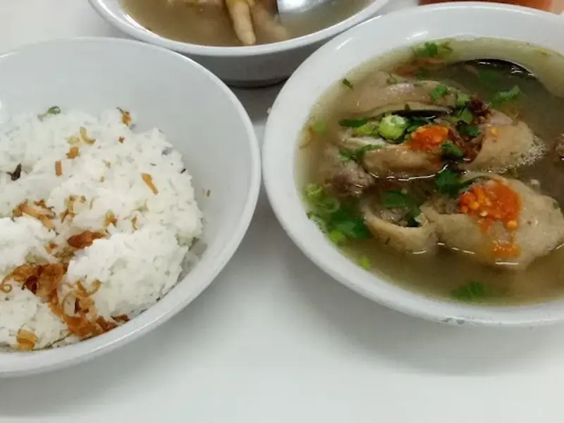Sop Ayam Pak Min Klaten