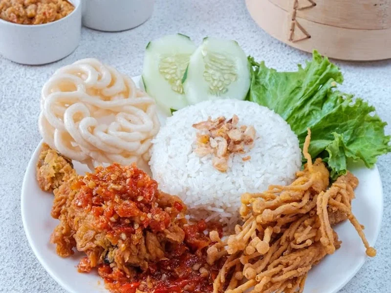 Ayam Geprek Bee & Lee Surabaya