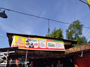 restoran ayam penyet di Jambangan Surabaya