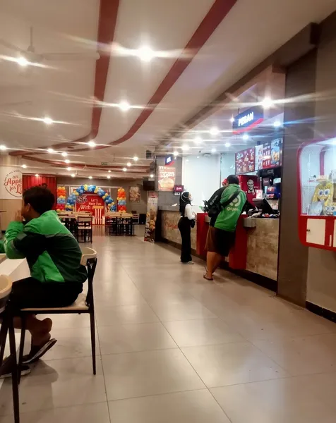 KFC - Rungkut Menanggal