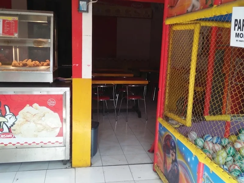 Hisana Fried Chicken - Kedung Asem