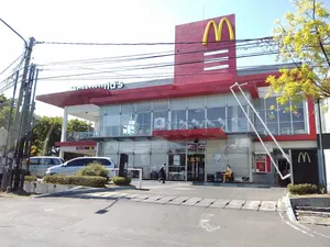 restoran cepat saji di Kendangsari Surabaya