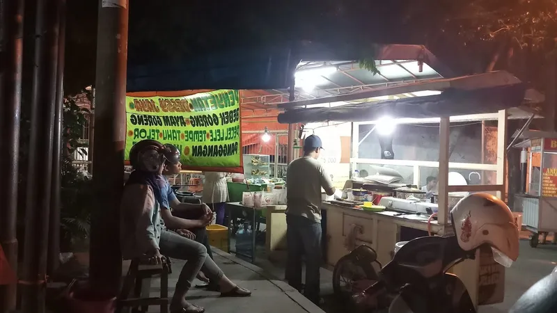 Terang Bulan Cak Wie