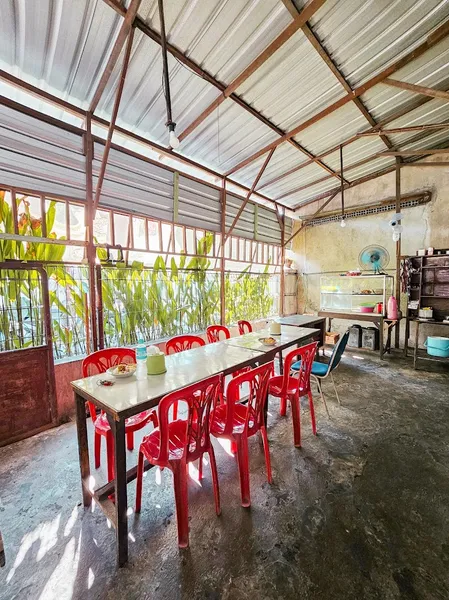 Warung Ilegal