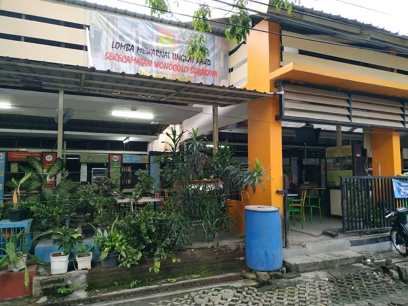 Sentra Wisata Kuliner Siwalankerto
