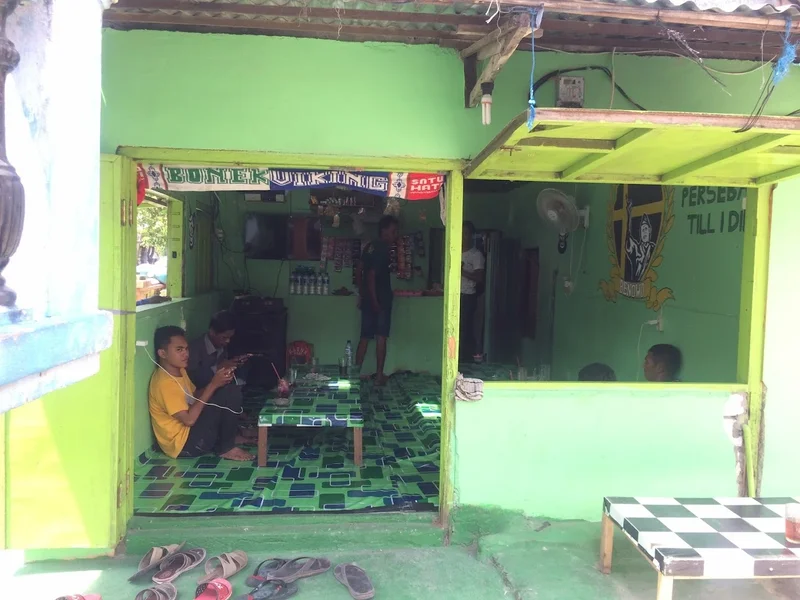 Warung Perapatan
