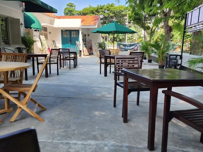 Sambang Cafe & Eatery