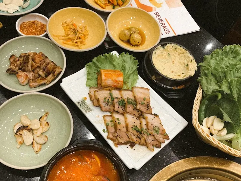 Son Ga Korean Family Restaurant Surabaya