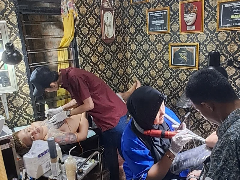 Hapus Tato Surabaya Selatan & Tattoo Permanent