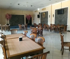 restoran outdoor di Karangpilang Surabaya
