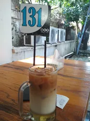 Daftar 16 es kopi susu di Wonokromo Surabaya