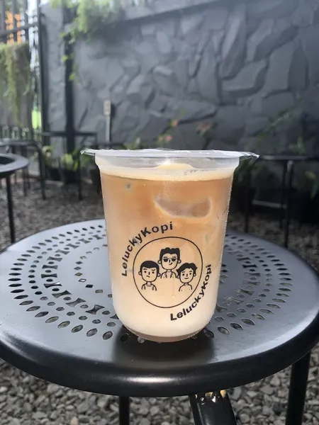 Kedai Lelucky Kopi