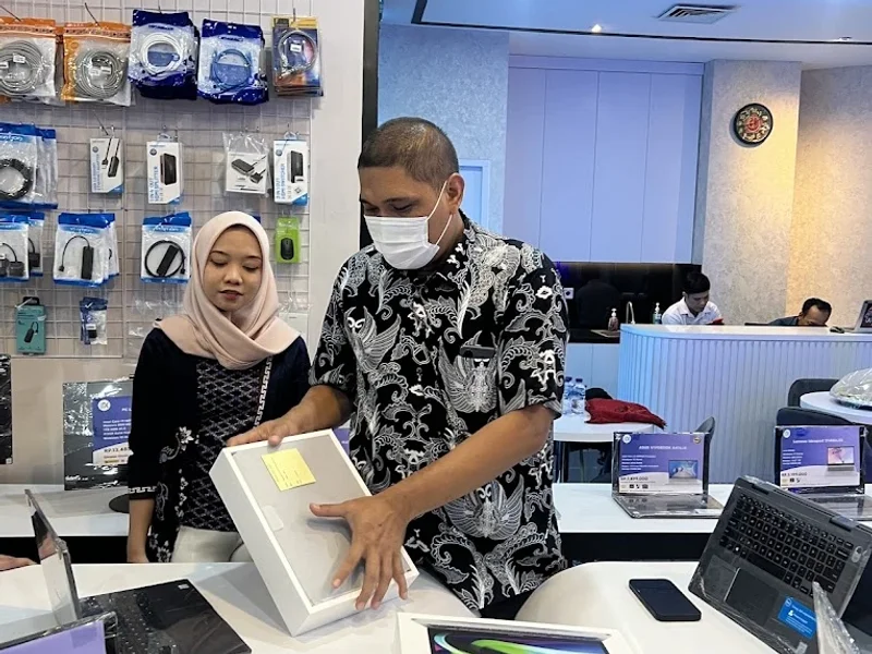 Universal Dimensi Komputer