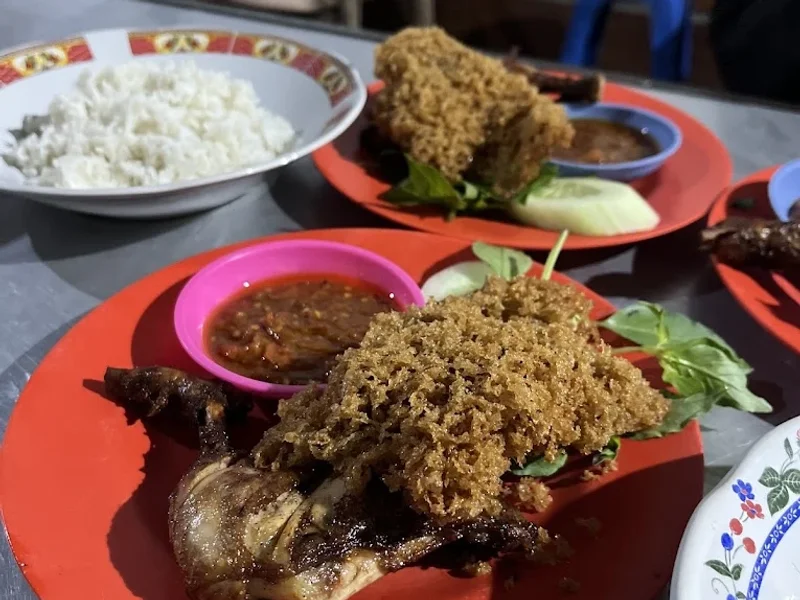 Ayam Goreng Asli Kalasan Ibu Yanti