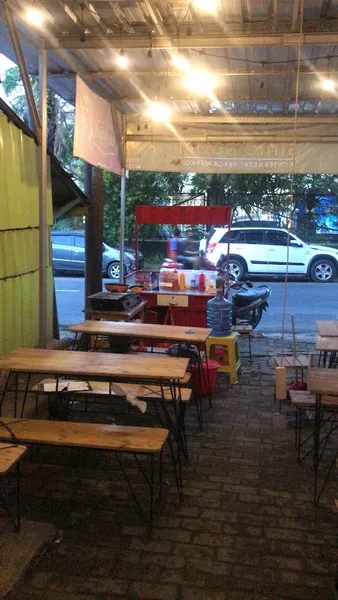 Kedai sinio ngopi