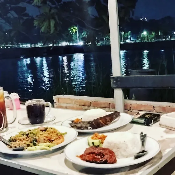 Cafe N Resto ElingO