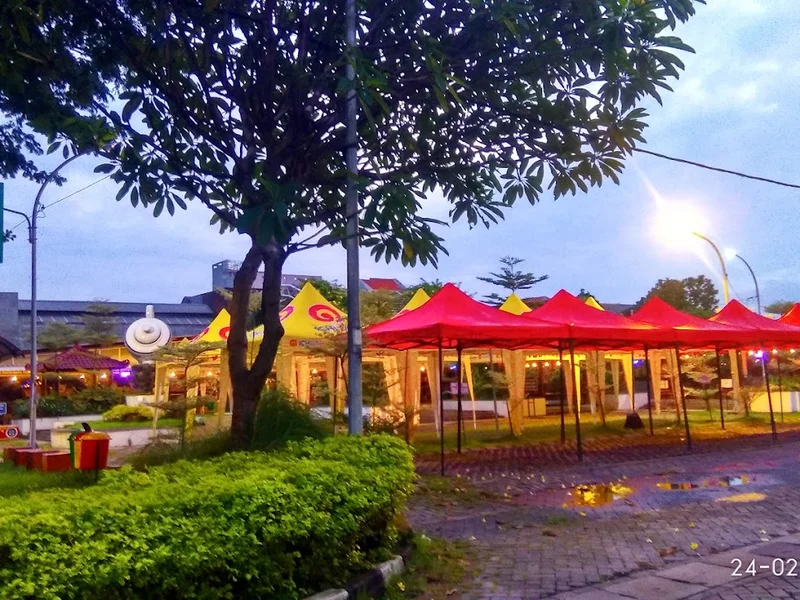 Sentra Wisata Kuliner Jambangan