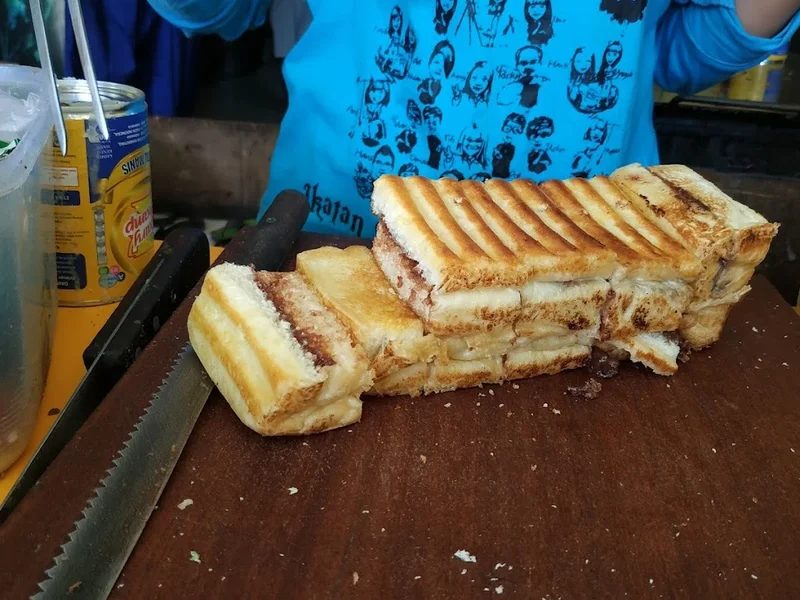 JUICE & ROTI BAKAR AA DAVIN