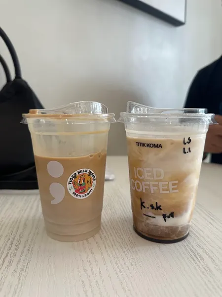 Kopi Titik Koma - San Antonio