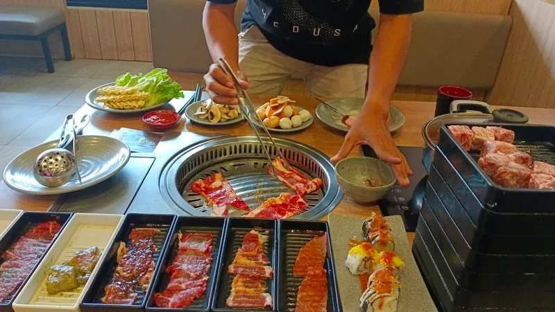 Kakkoii All You Can Eat Japanese BBQ & Shabu-Shabu, Surabaya, Adityawarman
