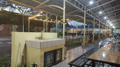 Daftar 5 restoran prasmanan di Semolowaru Surabaya